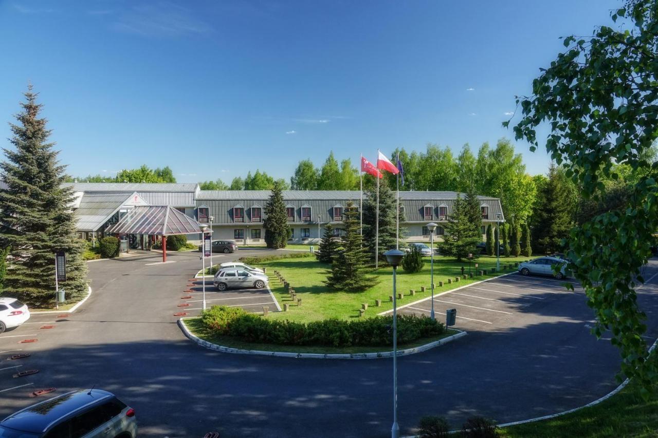 Hotel Hp Park Олщин Екстериор снимка