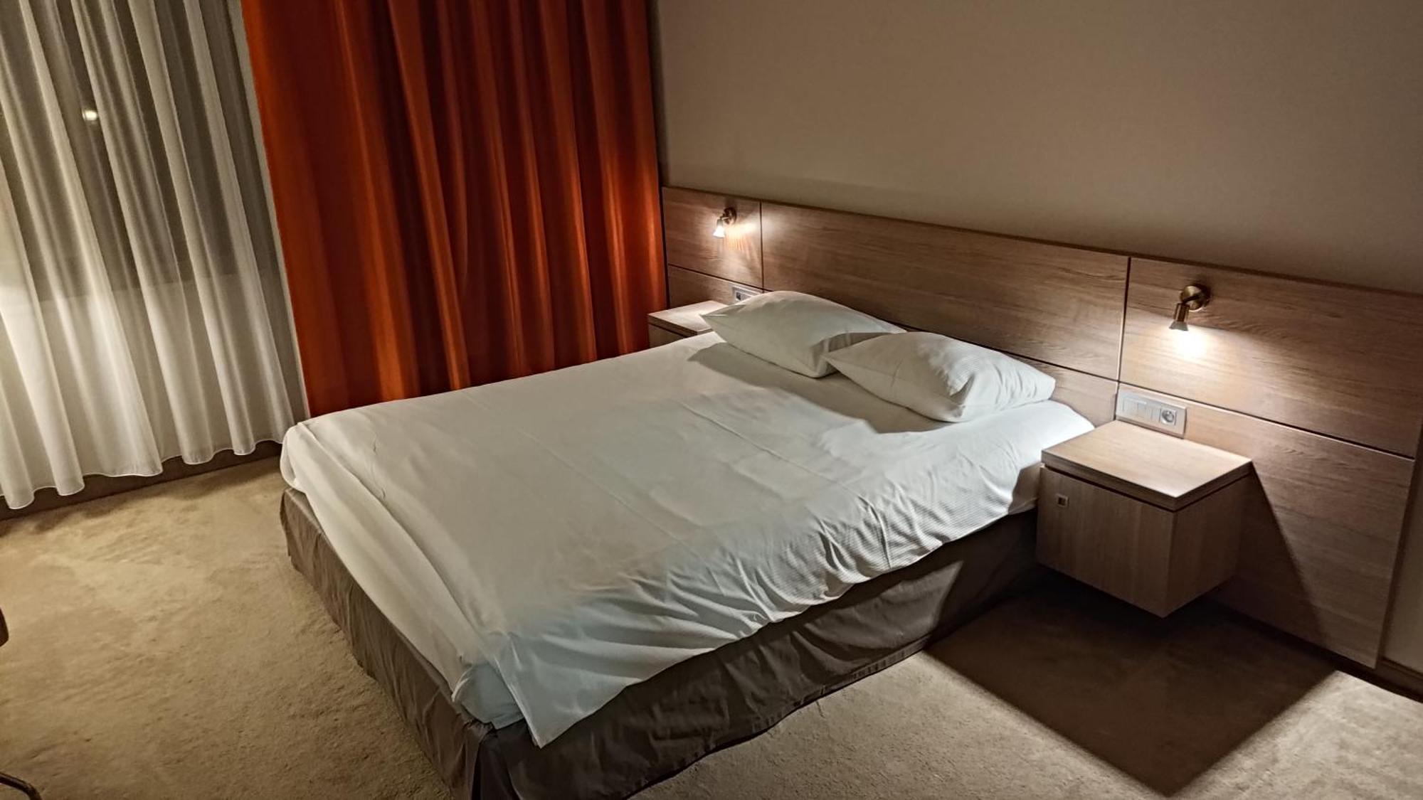 Hotel Hp Park Олщин Екстериор снимка