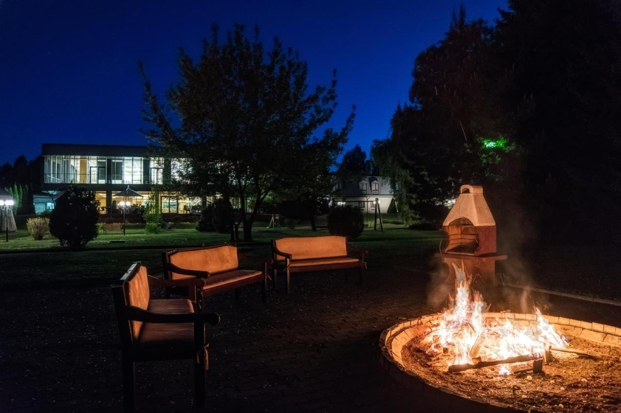 Hotel Hp Park Олщин Екстериор снимка